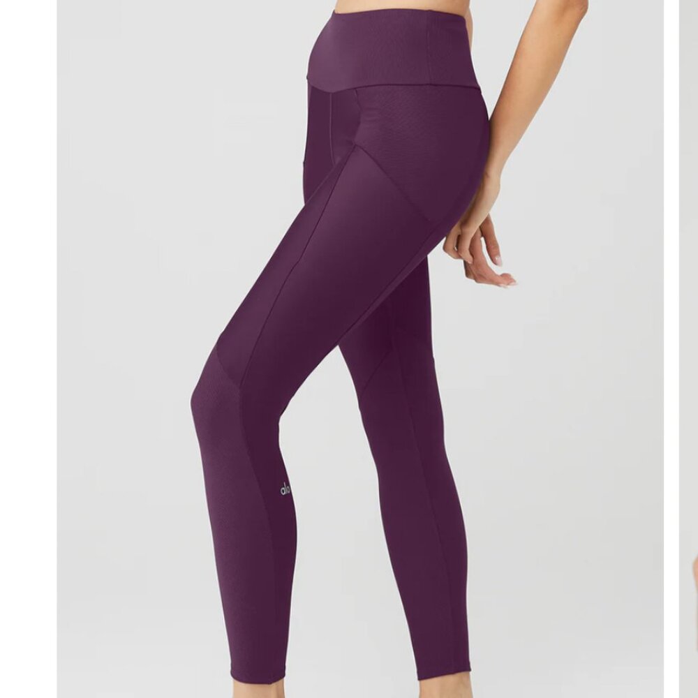 ALO Yoga Purple Leggings - Picture 2 of 13